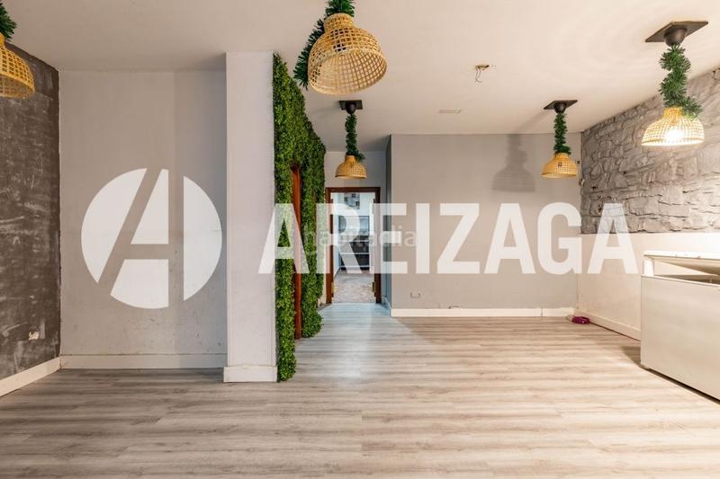Foto f05b1664-5728-4d03-be4d-756fa23c1424. Rent business premise in matia kalea 17 in Antiguo Donostia - San Sebastián