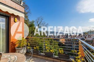 Flat  Marbil bidea. Ondarreta  marbil  preciosa vivienda de gran superficie, con vis