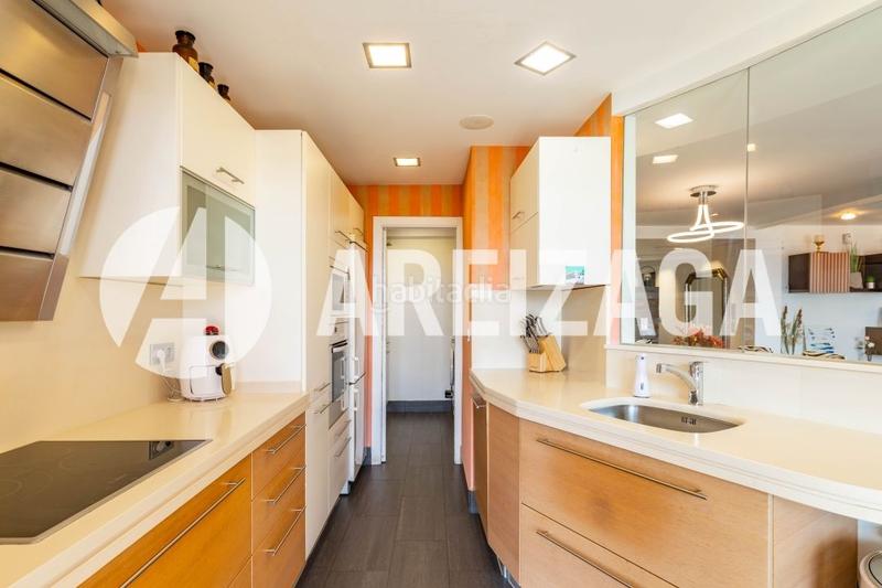 Foto 52c78aa4-f649-47c6-a3cb-ce4e9d487e52. Appartement avec chauffage parking piscine dans Ibaeta Donostia - San Sebastián