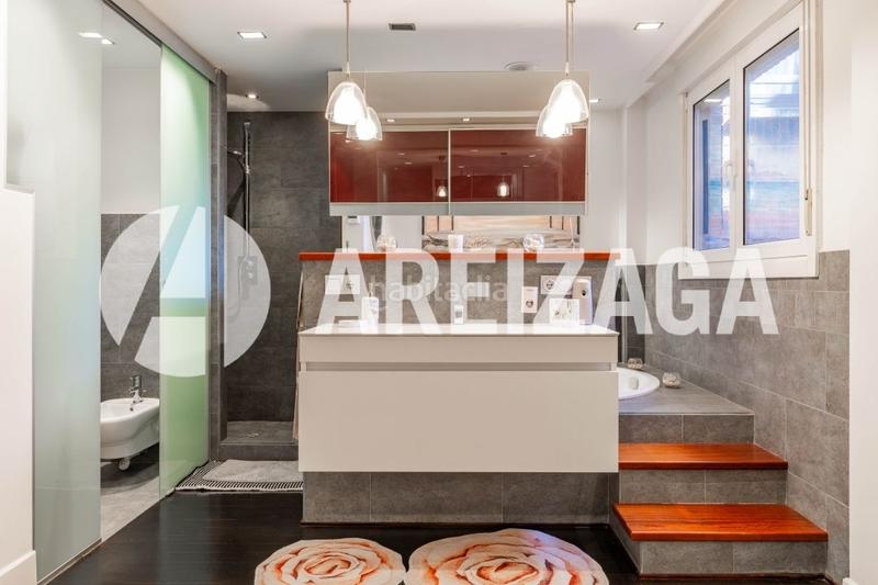 Foto b6d4f42b-d82d-4bd2-8a9a-e6c96a7b3f39. Appartement avec chauffage parking piscine dans Ibaeta Donostia - San Sebastián