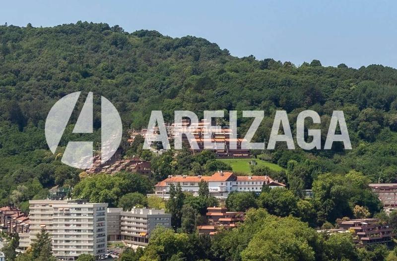 Foto f2dda694-e8b1-4576-a75d-26f5347c34d5. Appartement avec chauffage parking piscine dans Ibaeta Donostia - San Sebastián