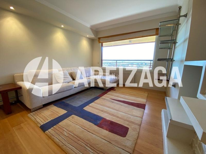 Foto d9bb232b-0c94-4681-bba7-924c6fb2bb84. Affitto appartamento in arriola pasealekua 34 in Ibaeta Donostia - San Sebastián