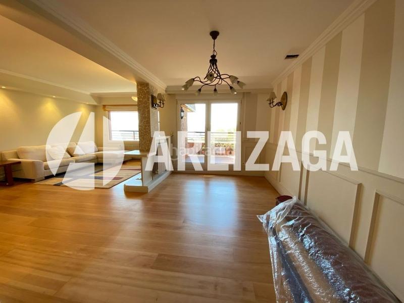 Foto 207b2d5b-1845-424e-bde4-5de9d6d841d7. Rent flat in arriola pasealekua 34 in Ibaeta Donostia - San Sebastián