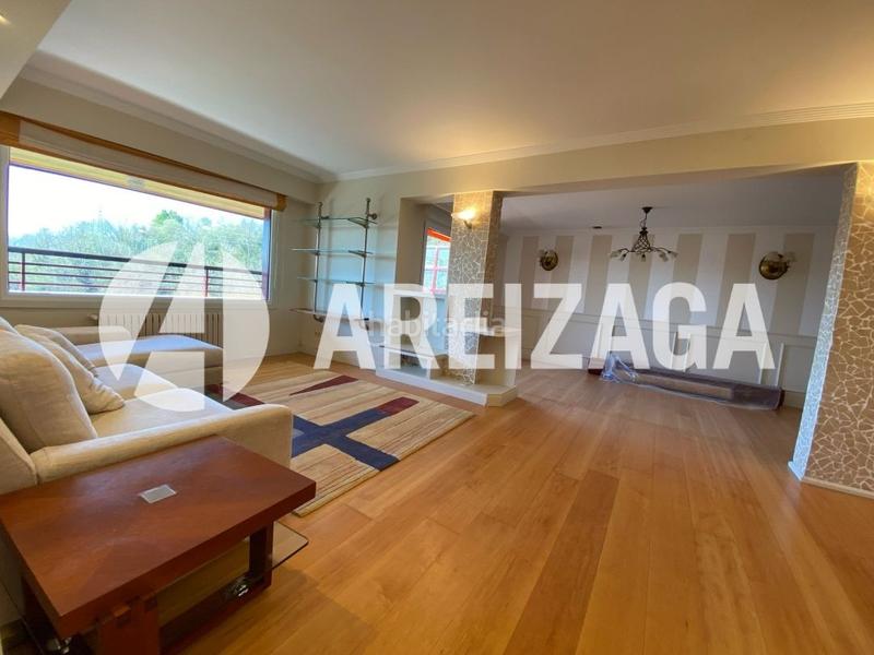 Foto 743e068b-3e57-4282-be19-d035fa379e1e. Rent flat in arriola pasealekua 34 in Ibaeta Donostia - San Sebastián