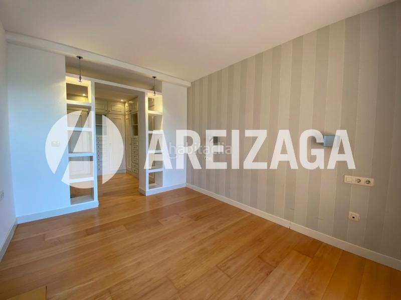 Foto 7dbb667e-742b-4d31-9c94-d36bba0462b9. Rent flat in arriola pasealekua 34 in Ibaeta Donostia - San Sebastián