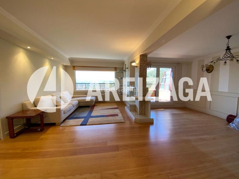 Foto f4cf46db-aeb7-4549-9672-9c0835f3f624. Rent flat in arriola pasealekua 34 in Ibaeta Donostia - San Sebastián