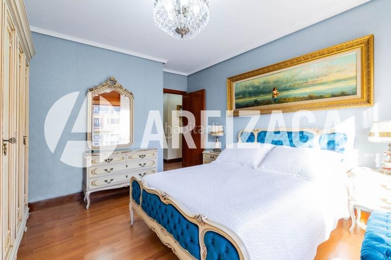 Foto bdbf8707-a639-4e8d-b82d-1891ba4890a3. Appartamento con riscaldamento parcheggio in Egia Donostia - San Sebastián