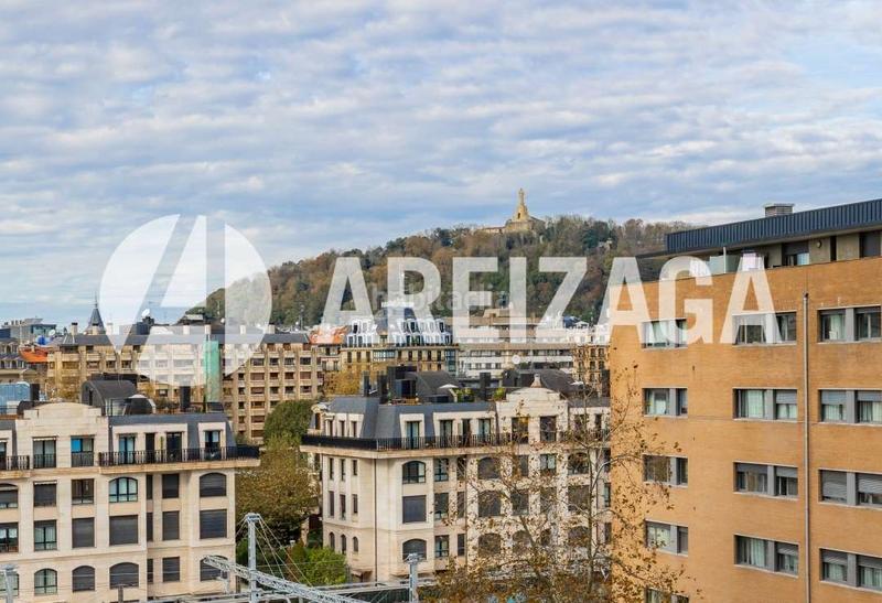 Foto d8349391-4d72-415a-bb24-6a54d7b72f62. Appartamento con riscaldamento parcheggio in Egia Donostia - San Sebastián
