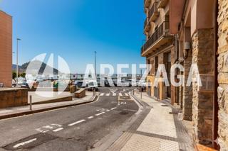 Pis  Calle jose miguel barandiaran 20