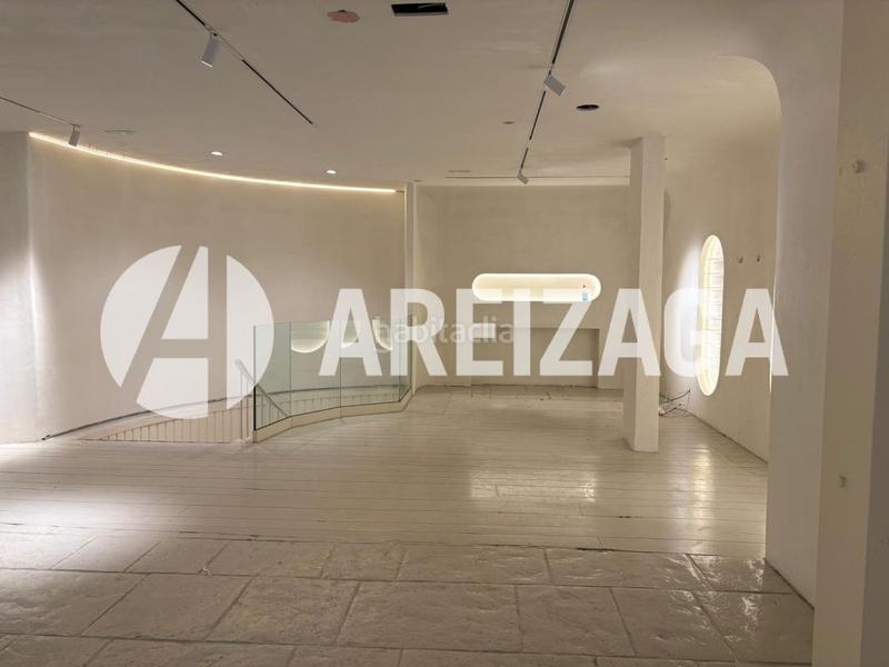 Foto ec63b6d2-22a8-4ee0-a408-0e8053a2e4dd. Lloguer local comercial a Área Romántica Donostia - San Sebastián
