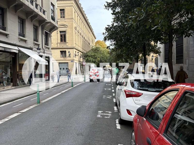 Foto adb14290-6ac2-4344-a163-46fcc828566b. Miete geschäftsraum in Área Romántica Donostia - San Sebastián
