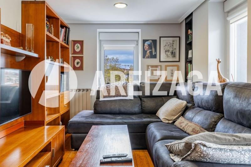 Foto ccab1ad1-faa4-4c7c-89c2-a0fa82f7e5cf. Pis a jaizkibel hiribidea 24 a Altza Donostia - San Sebastián