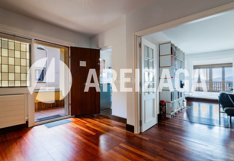 Foto 40edde0b-3891-4a89-b0e6-fe8aef6e01fc. Piso en paseo de ulía 145 ulía vivienda de gran superficie, con imponentes vistas, balcones, garaje, instalaciones deportivas sauna. en Donostia - San Sebastián