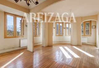 Etagenwohnung in Amara