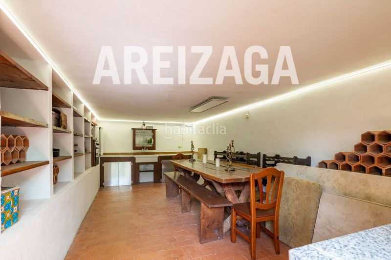 Foto 0ef9d00c-8432-4281-94ab-092100d4136d. Chalet mit heizung parking pool in Zamalbide Errenteria