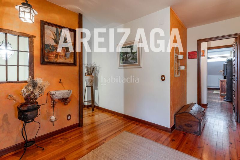 Foto 544f08ec-4143-4666-99b9-5a44236a8911. Chalet mit heizung parking pool in Zamalbide Errenteria