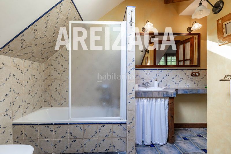 Foto a0f7309c-82c9-460d-b23b-23903fbe5e26. Chalet mit heizung parking pool in Zamalbide Errenteria
