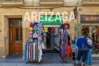 Local Comercial a Narrika kalea 23. Venta de local en una de las zonas más comerciales de la parte v