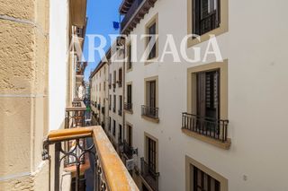 Flat in Fermin Calbeton Kalea 21