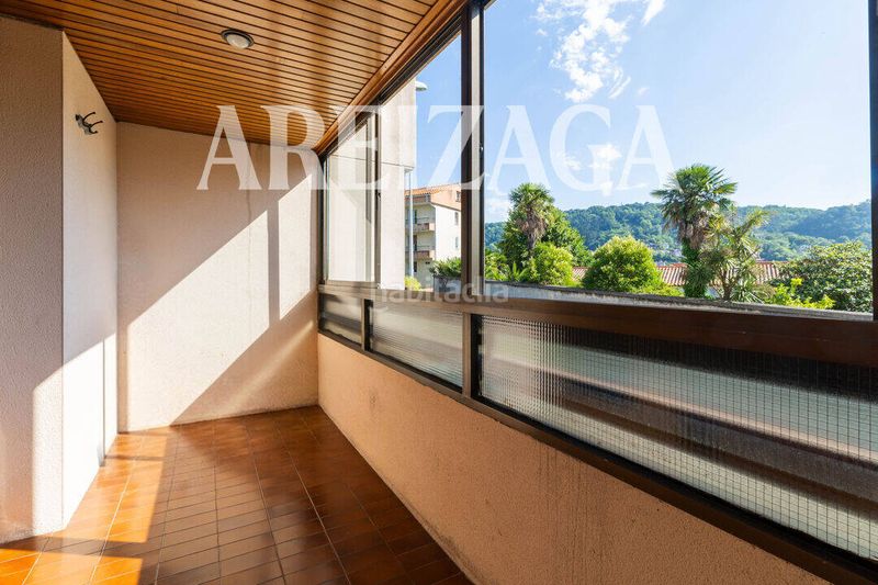 Foto 1d0ca559-2e0e-4b70-a099-5edc5687b4f2. Piso zona alta Egia, piso muy luminoso, a 2 fachadas, en buen estado. en Donostia - San Sebastián
