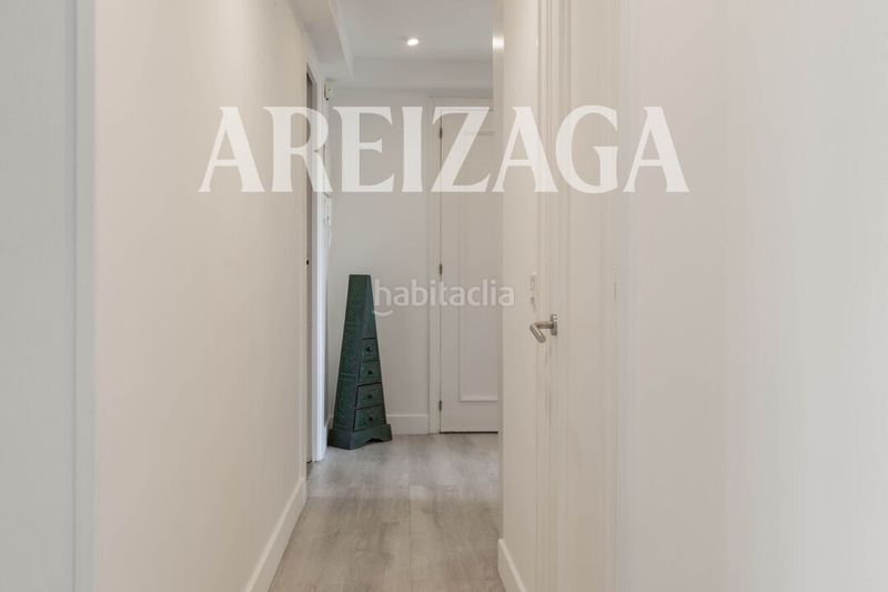 Foto afe6347c-5888-4294-995d-ddcf088988b6. Piso zona alta Egia, piso muy luminoso, a 2 fachadas, en buen estado. en Donostia - San Sebastián