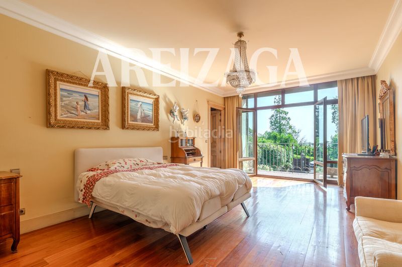 Foto 79d9e3e2-8ca0-4d3a-82f6-f5547f47d5e6. Casa amb calefacció aparcament piscina a Hondarribia