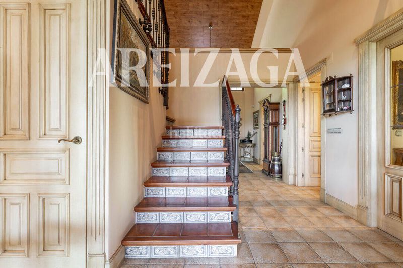 Foto 813ad43d-00ff-4061-bd51-cf2f2817da09. Casa amb calefacció aparcament piscina a Hondarribia