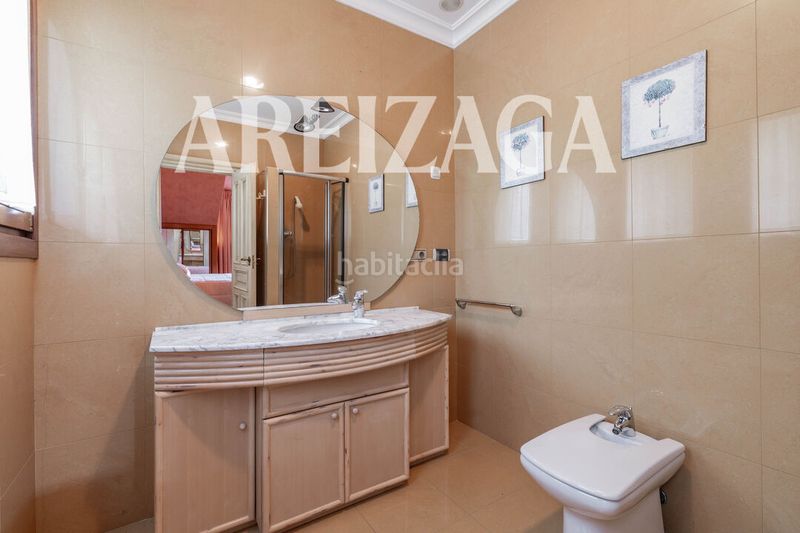 Foto 8438f50b-b909-4c79-bd7e-619048a9184d. Casa amb calefacció aparcament piscina a Hondarribia