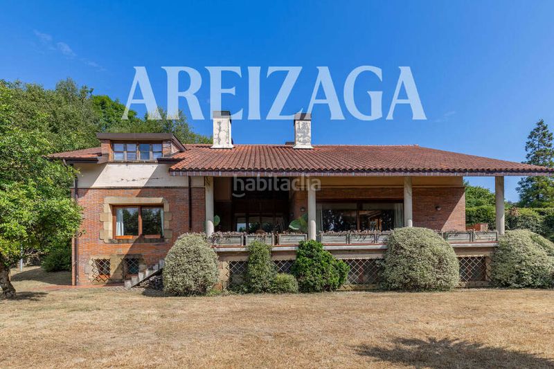 Foto 97c1af63-f751-4907-be4c-779125569f4c. Casa amb calefacció aparcament piscina a Hondarribia