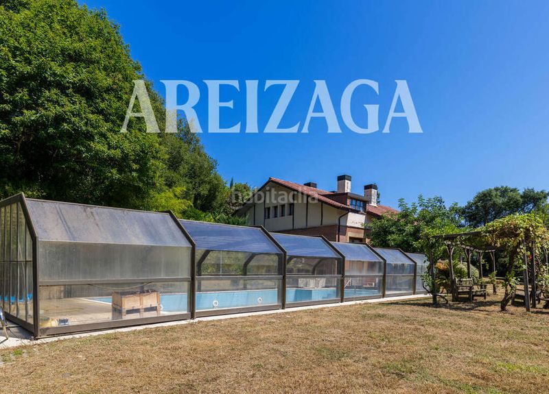 Foto e9b2cdbd-3aad-4e28-a657-8c5df42cb574. Casa amb calefacció aparcament piscina a Hondarribia