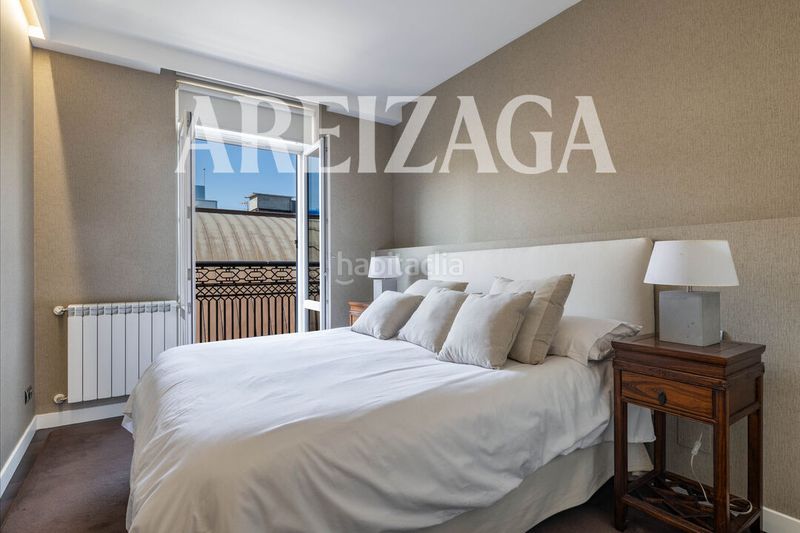 Foto 7ad78304-e508-4326-aa70-f3d6490dfc98. Piso en Área Romántica Donostia - San Sebastián