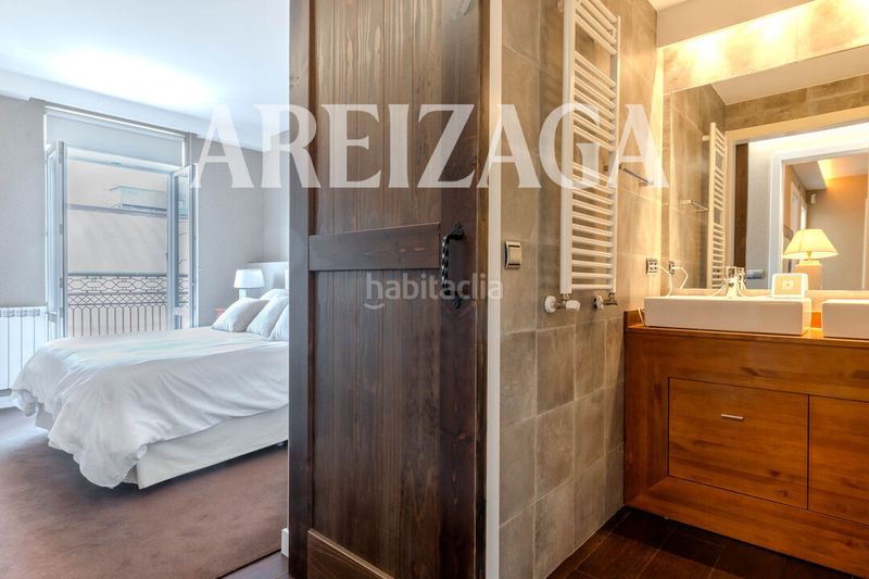 Foto a91a726a-2b6c-486e-bfd5-a290069f9fc4. Piso en Área Romántica Donostia - San Sebastián