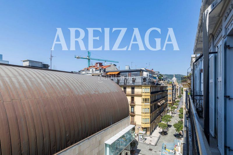 Foto c9612a92-1093-4be8-895f-d8626fc5f7fd. Piso en Área Romántica Donostia - San Sebastián