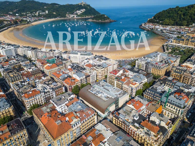 Foto db835951-e0a7-4cb4-b546-e194692f4742. Piso en Área Romántica Donostia - San Sebastián