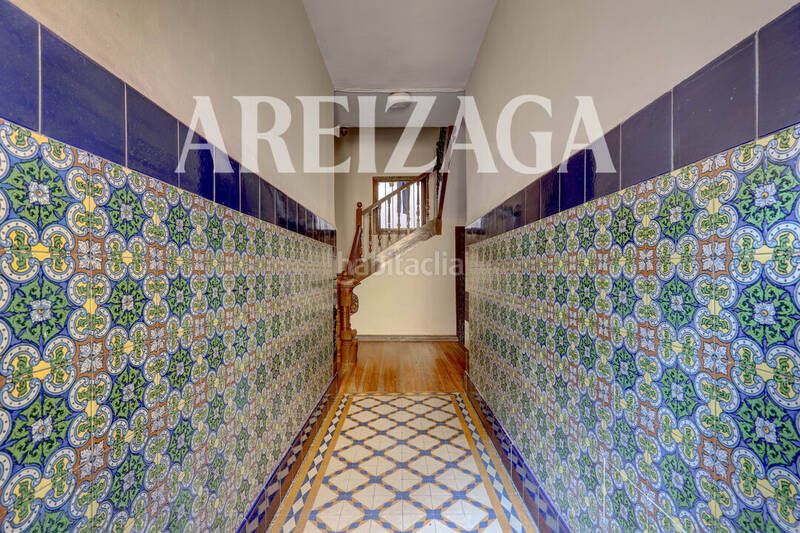 Foto 27659d58-a695-41ea-9671-c56f020e0ad9. Pis amb calefacció a Amara Zaharra-Arbaizenea Donostia - San Sebastián