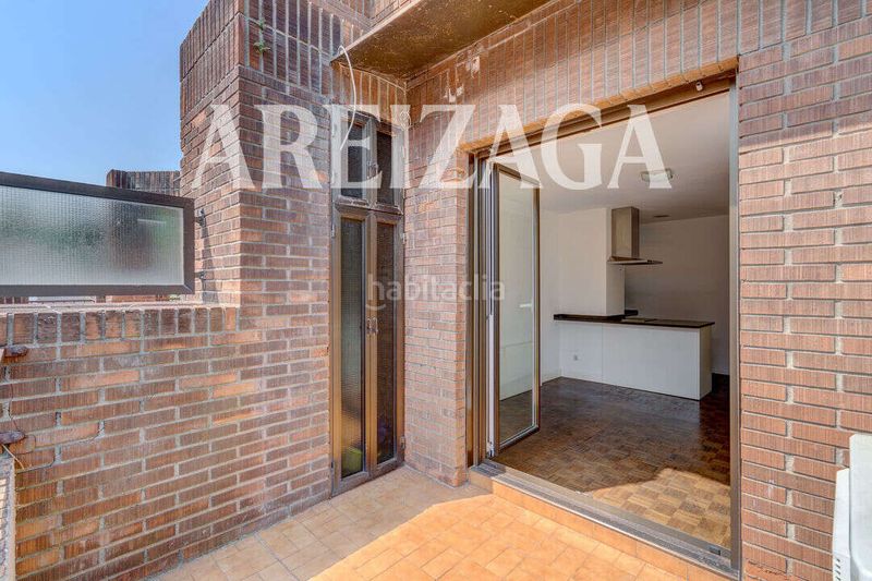 Foto 666e4f60-8859-40e5-aa2d-508a90a730d0. Piso en calle de rentería 1 luminoso estudio en planta alta con terraza de uso privativo en Gros en Donostia - San Sebastián