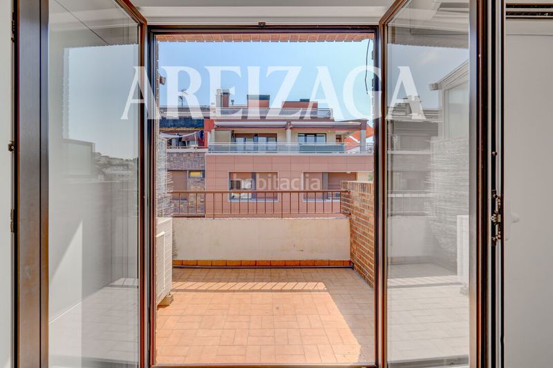 Foto 72a281b9-16c0-42e1-9265-707c70957d39. Piso en calle de rentería 1 luminoso estudio en planta alta con terraza de uso privativo en Gros en Donostia - San Sebastián