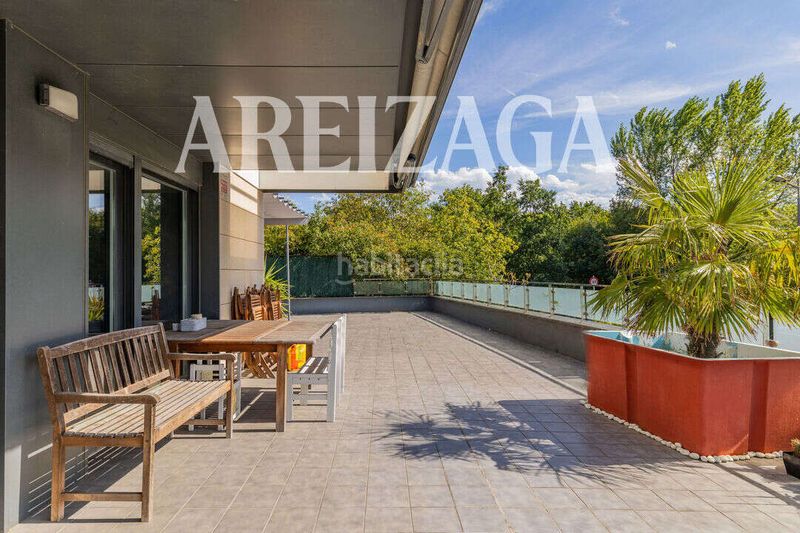 Foto 541a7f5a-fa43-43d5-b1d0-a9a567405b0a. Duplex with heating parking in Aiete Donostia - San Sebastián