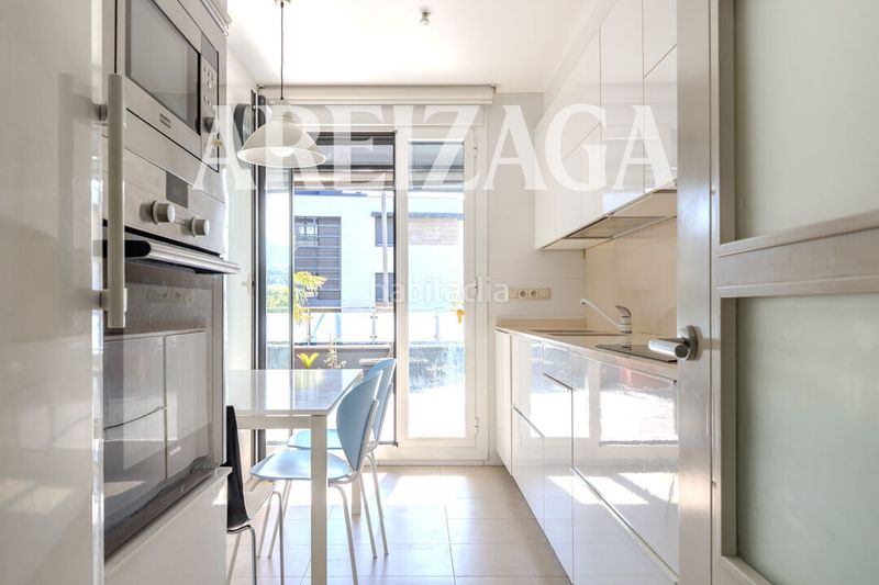 Foto c5f2319c-3bd0-4128-93fe-73d4894f0aaa. Duplex with heating parking in Aiete Donostia - San Sebastián