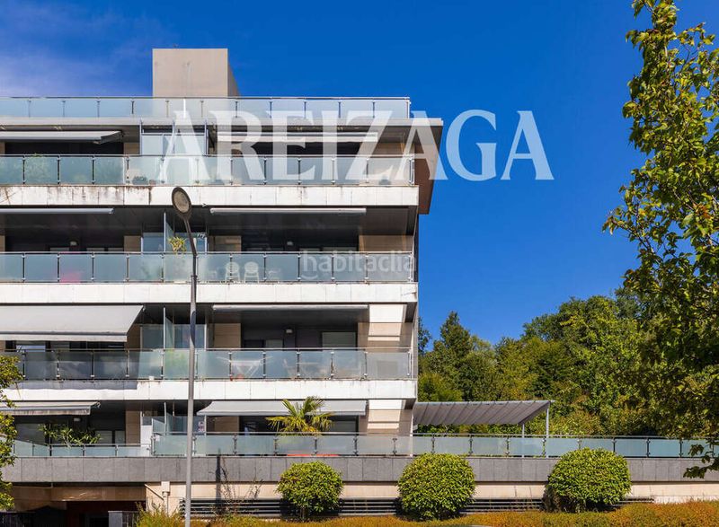 Foto e6643d94-a59b-444b-8fb3-ea9311e7a3d0. Duplex with heating parking in Aiete Donostia - San Sebastián