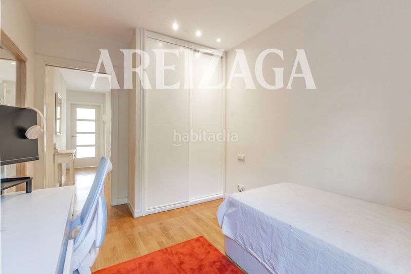 Foto ec266709-1c18-4c8d-beff-a5b95f4a8753. Duplex with heating parking in Aiete Donostia - San Sebastián