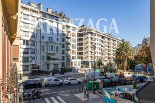 Pis  Calle blas de lezo