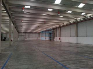 Nau industrial a Hernani. Nave de reciente construcción completamente instalada en el polí