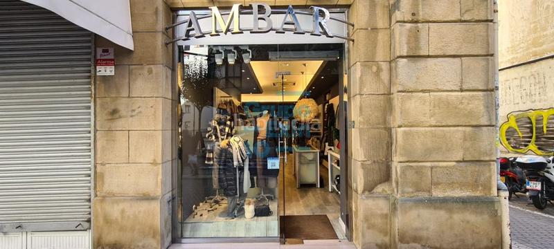 Foto 524189fe-1c69-4ffe-944b-3e87b1cfbc4d. Rent business premise in matia kalea 1 in Antiguo Donostia - San Sebastián