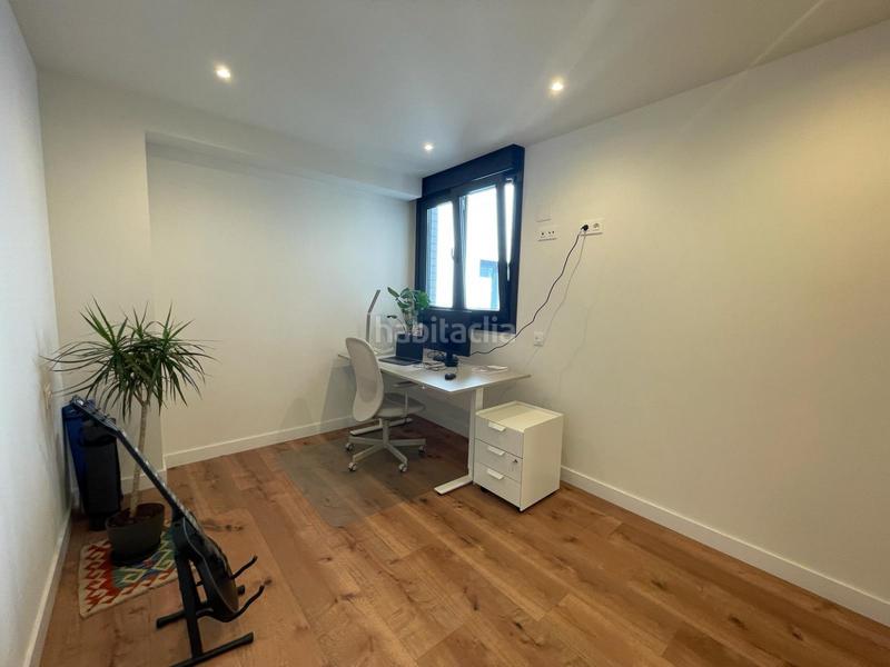 Foto 567d9dba-3133-4c93-85d1-2c4e3a9a196c. Rent flat with heating parking in Centro Gijón