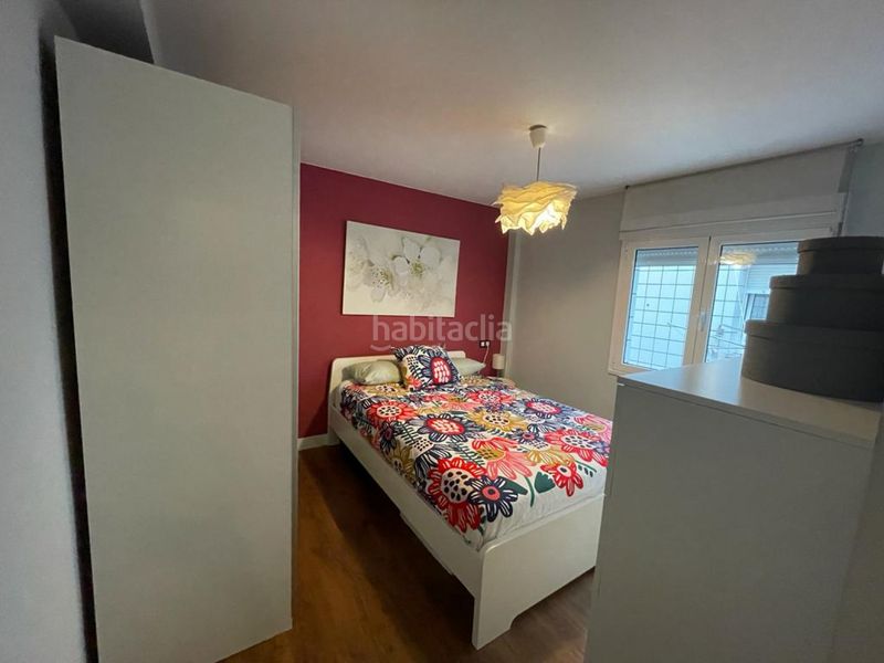Foto e54d7f4e-cc18-4443-a445-cd65051ba11f. Alquiler piso zona jesuitas, cuarta planta en un estado impecable, exterior, amueblada. en Gijón