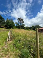 Terreno residenziale  Gijón - camino del estanco. Finca edificable de 1.500 metros cuadrados, soleada y lista para