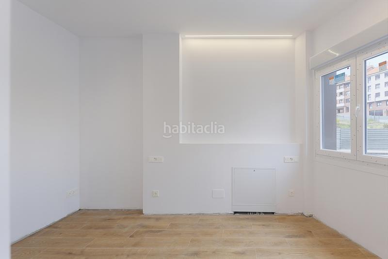 Foto b9206d54-cb88-46c1-a4b1-2a1efd65c09c. Piso en Gijón - avenida mar cantabrico 2 vivienda 3 oportunidad única en Viesques! apartamento de lujo, a estrenar, exterior y muy luminoso. en Gijón