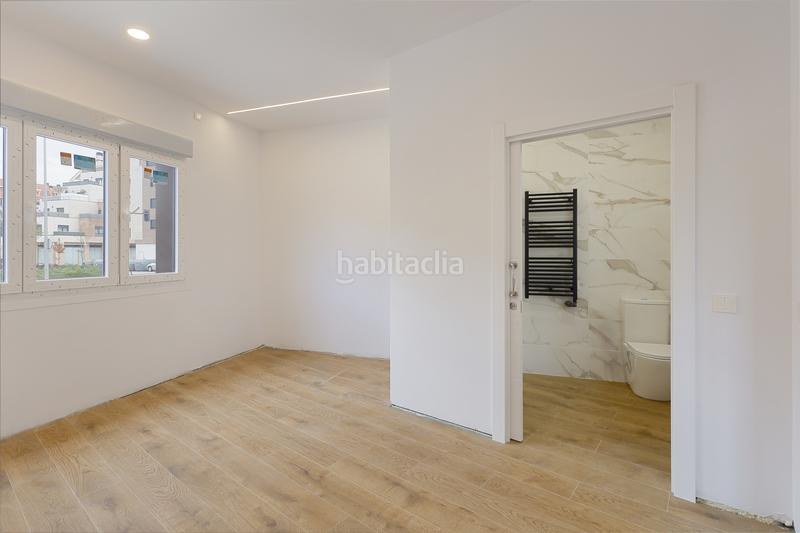 Foto e909a9cb-a9cb-4ae1-b99c-139c9aec359d. Piso en Gijón - avenida mar cantabrico 2 vivienda 3 oportunidad única en Viesques! apartamento de lujo, a estrenar, exterior y muy luminoso. en Gijón