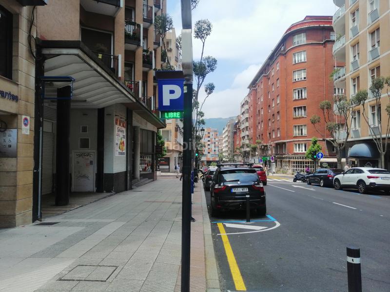 Foto ced6a332-c8bc-442c-bfb9-b008ac3257ce. Location local commercial dans Oviedo - cervantes 15 dans Oviedo